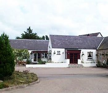 Covenanters Inn Dingwall Bagian luar foto
