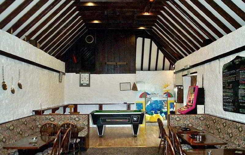 Covenanters Inn Dingwall Bagian luar foto